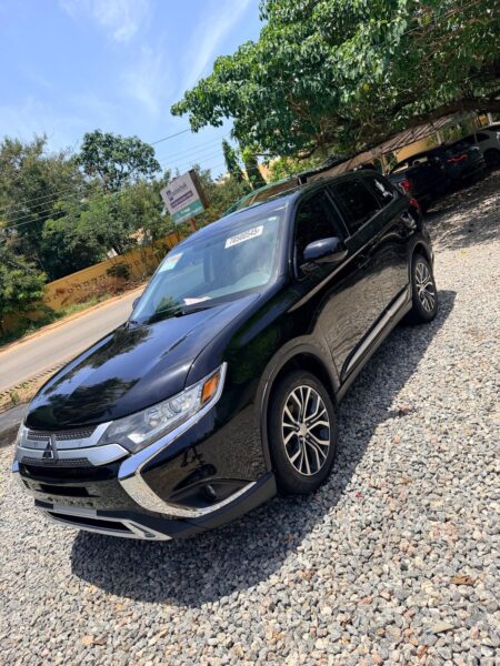 2020 Mitsubishi Outlander ES